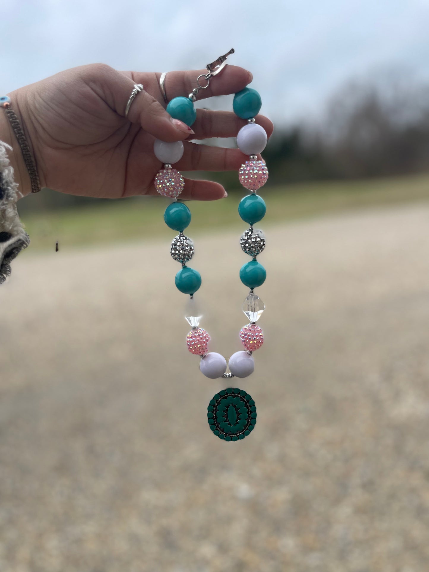 Turquoise/ pink necklace kids