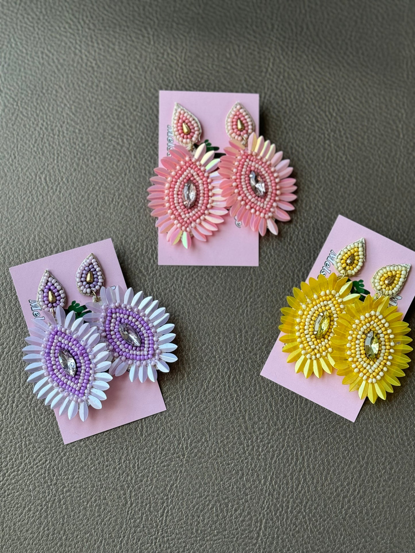Casual earrings