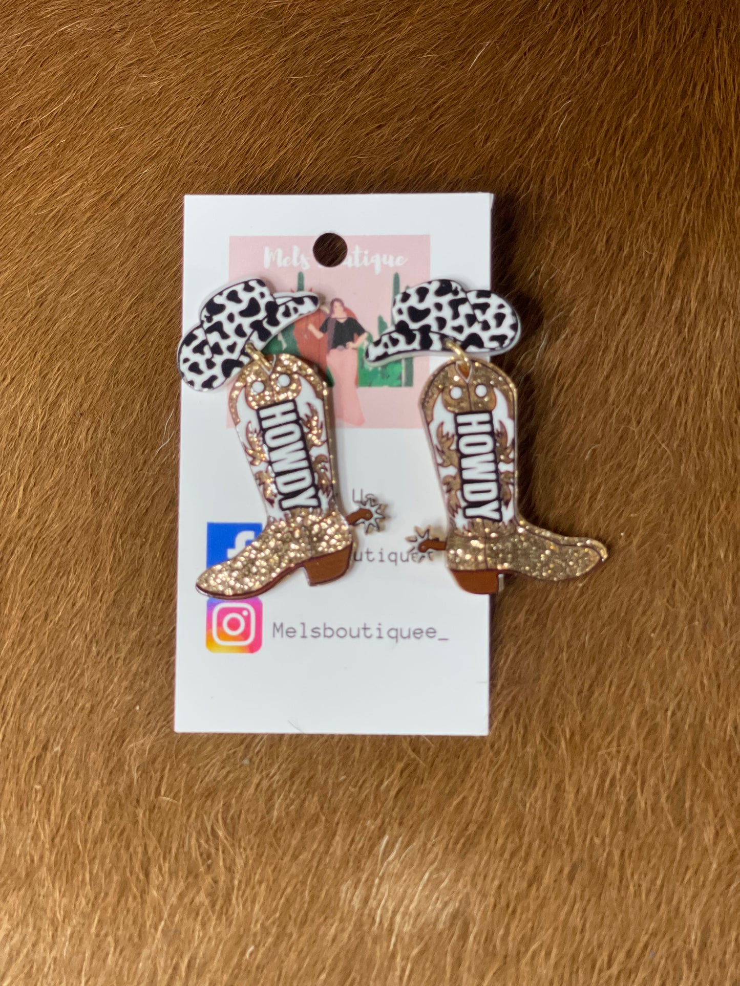 Small Howdy earrings