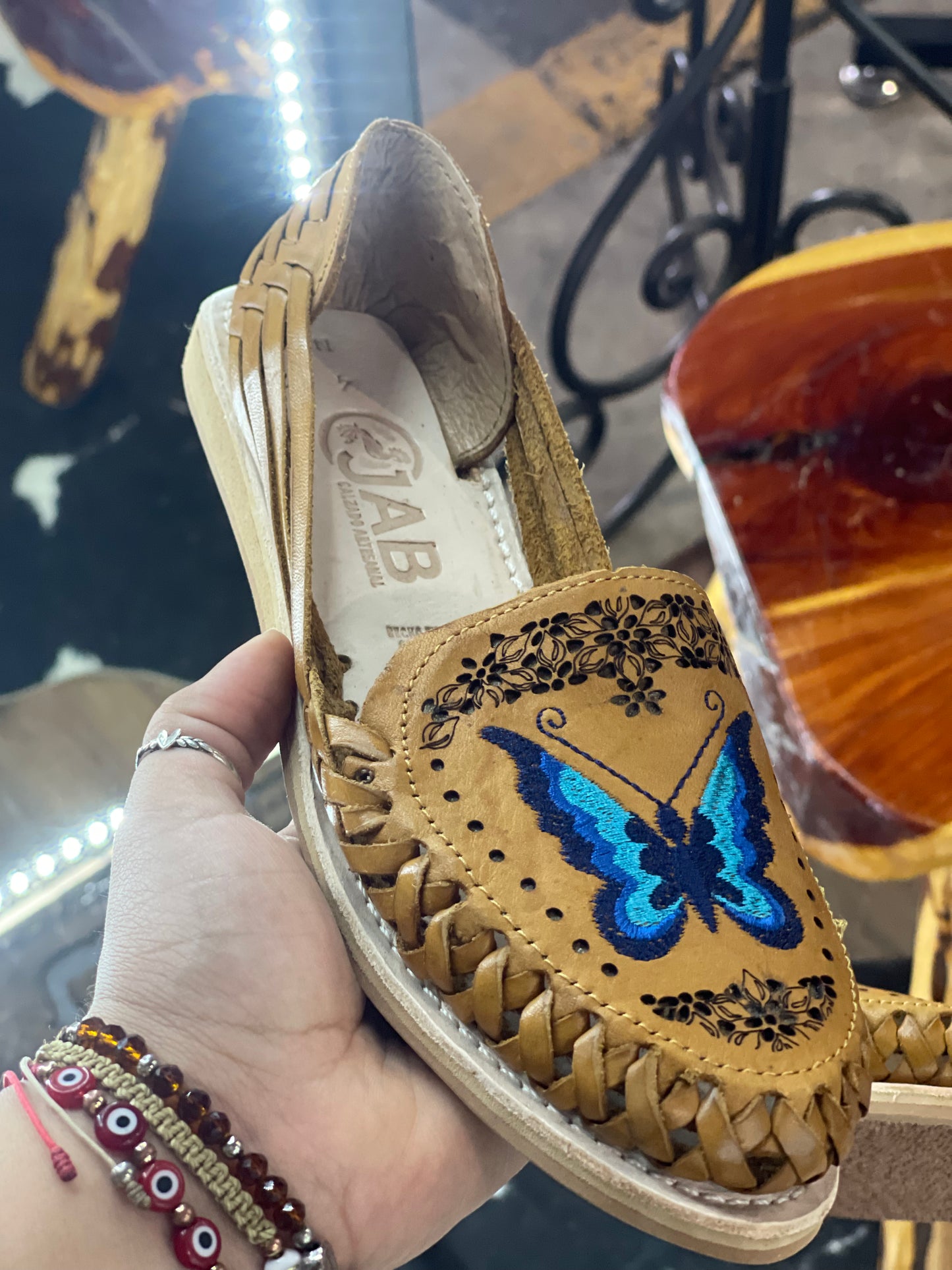 Tan butterfly Huarache