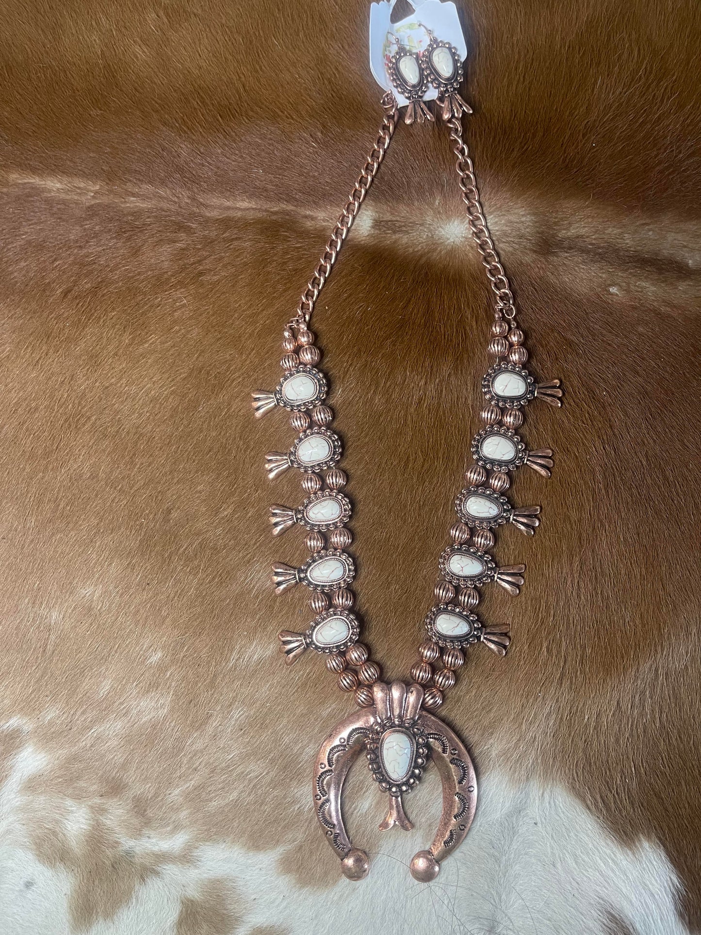 BB Necklace Set
